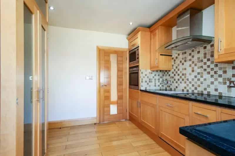 2 Bed Flat for Sale Near York Knavesmire