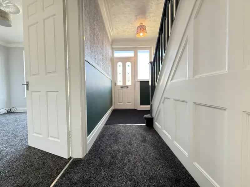 3 Bedroom House To Let Dewsbury