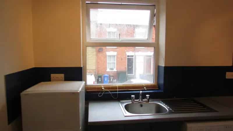 2 Bedroom Flat To Rent Available 04122025