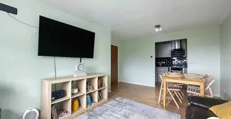 2 Bedroom Furnished Flat near Woolwich Arsenal Station