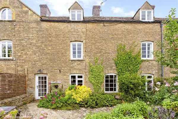 Well Lane, Stow on the Wold, Cheltenham, Gloucestershire, GL54 1DB | Property for sale | Savills