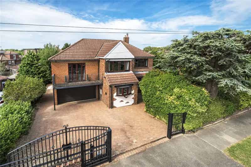 Spacious Family Home in Calverley with Wraparound Garden and Double Garage