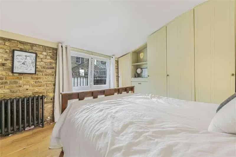 2 Bed Mews House For Sale Near Bromley South Station