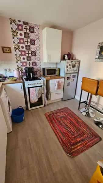 2 Bed House Great Condition Disabled Access Wet Room