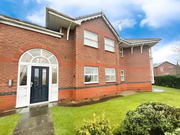 2 Bedroom Flat for Sale in Greater Manchester