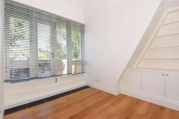 Four Bedroom Top Floor Apartment Oxford