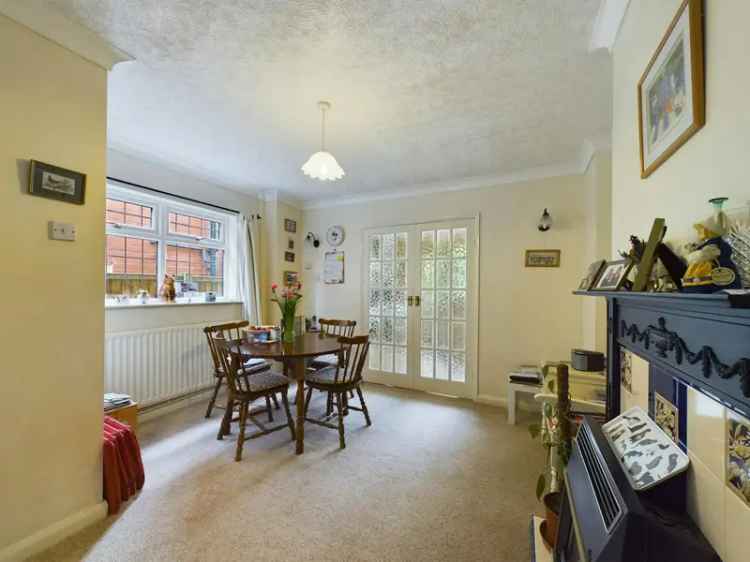 Semi-detached house For Sale in Hinckley and Bosworth, England