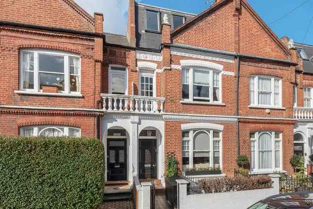 Lion House for Sale Chelsea 4 Double Bedrooms 3 Bathrooms Large Garden