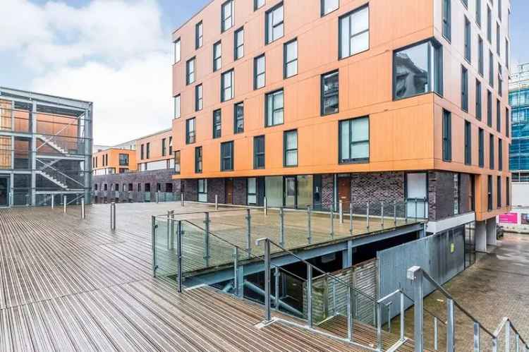 2 Bed 2 Bath Apartment Near Piccadilly Station Manchester