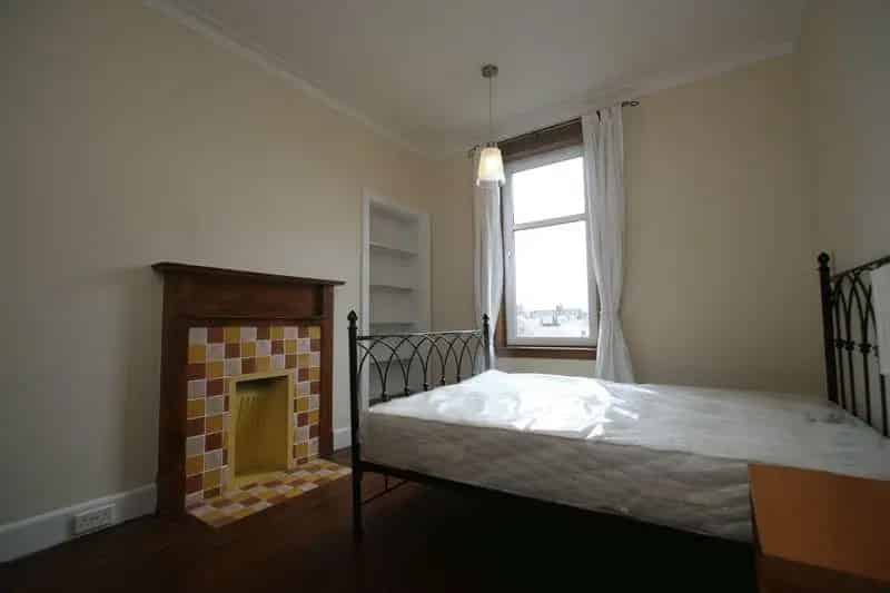 2 Bedroom Flat to Rent Near Ferry Road