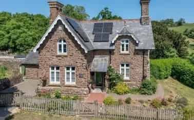 Restored Lodge House near Taunton with Stunning Views