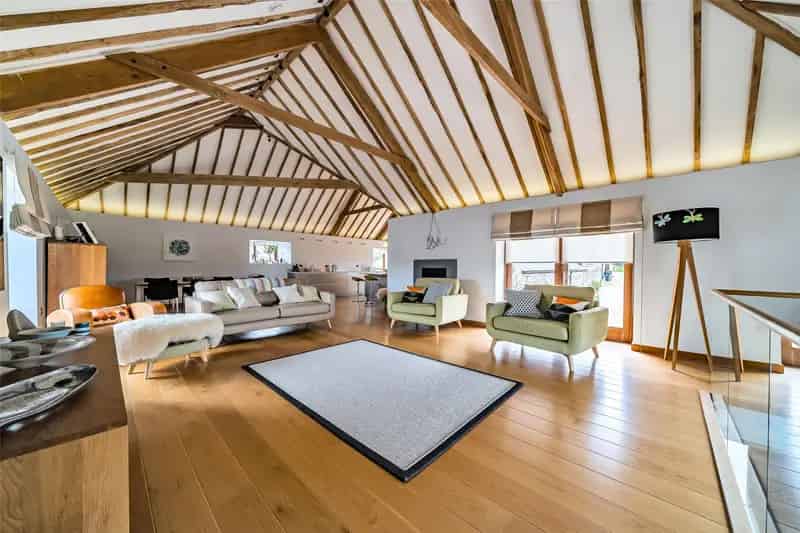 4 Bedroom Barn Conversion St Issey Wadebridge