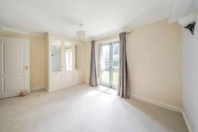 Beckenham One Bedroom Ground Floor Flat Near Station