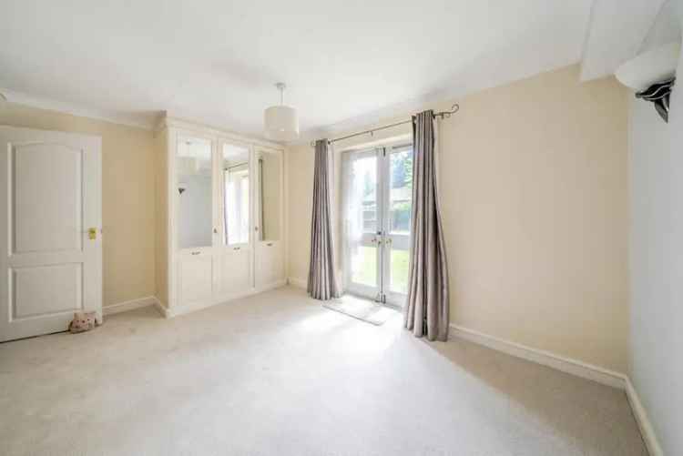 Beckenham One Bedroom Ground Floor Flat Near Station