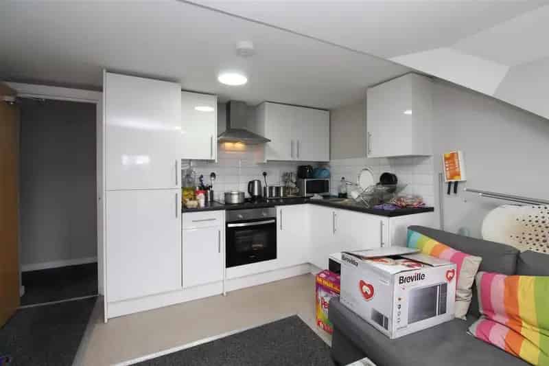 2 Bedroom Flat to Rent