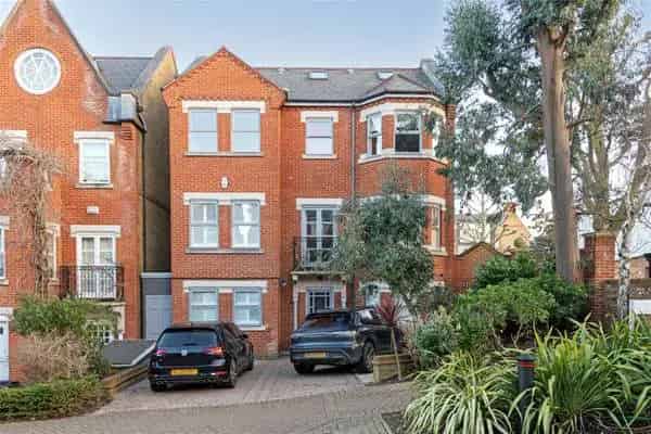 Roseneath Road, London, SW11 6AQ | Property for sale | Savills