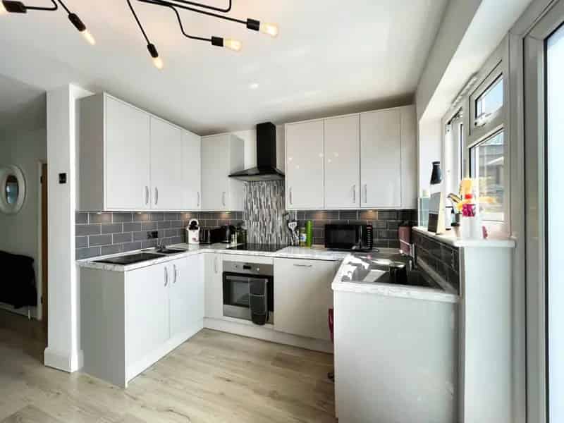 3 Bedroom House For Sale Near Schools and Transport