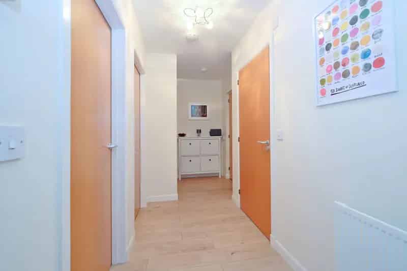 2 Bed Executive Apartment Modern Development Allocated Parking