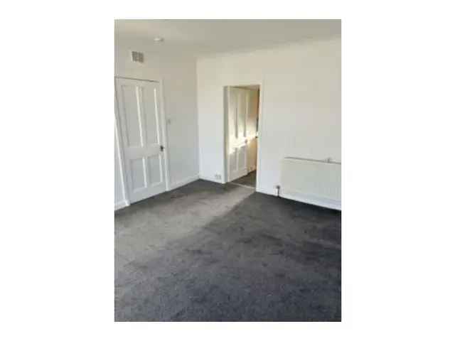 2 bedroom flat  for sale