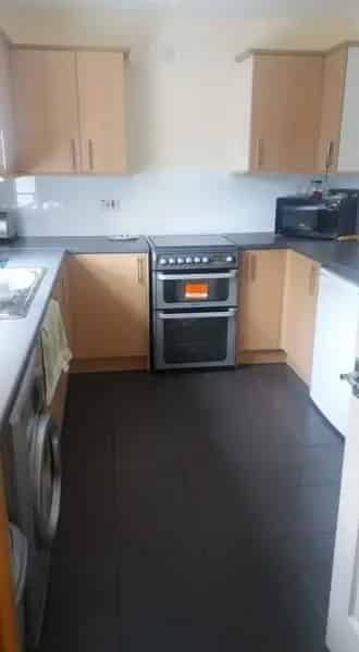 Spacious House with Two Double Rooms