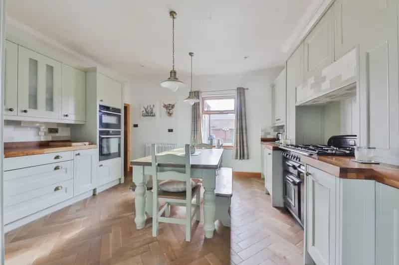 4 Bedroom Period Farmhouse 1 Acre Plot Halsham