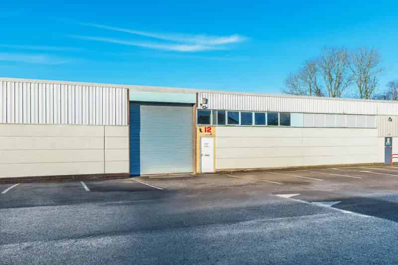 Industrial Warehouse Units 11 & 12 For Lease