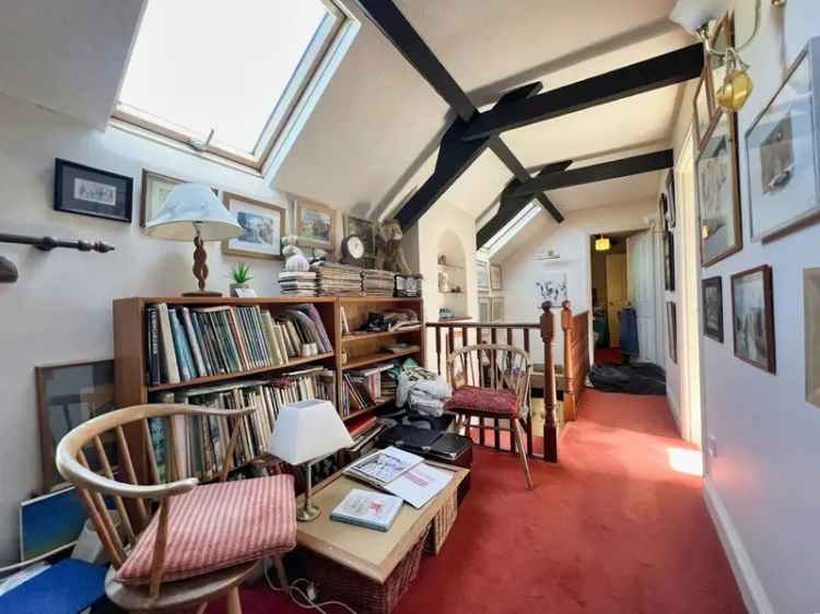 Character Cottage Stanion Village Freehold Private Parking Garden