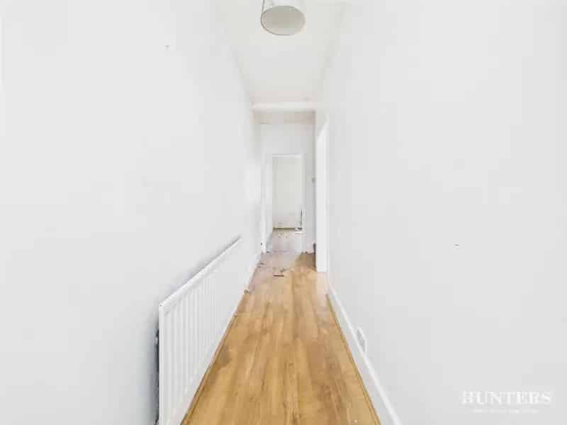 3 Bedroom Mid Terrace House For Sale By Modern Method Auction