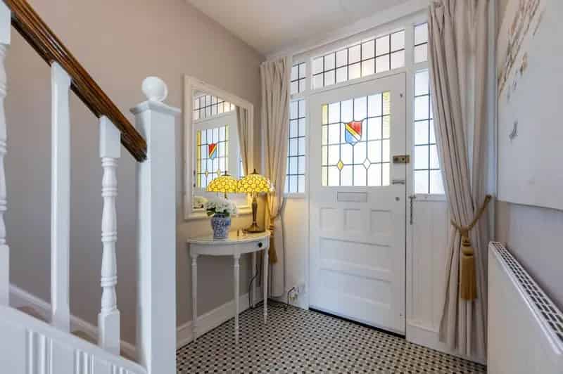 3 Bedroom Semi Detached House for Sale Bedworth Warwickshire