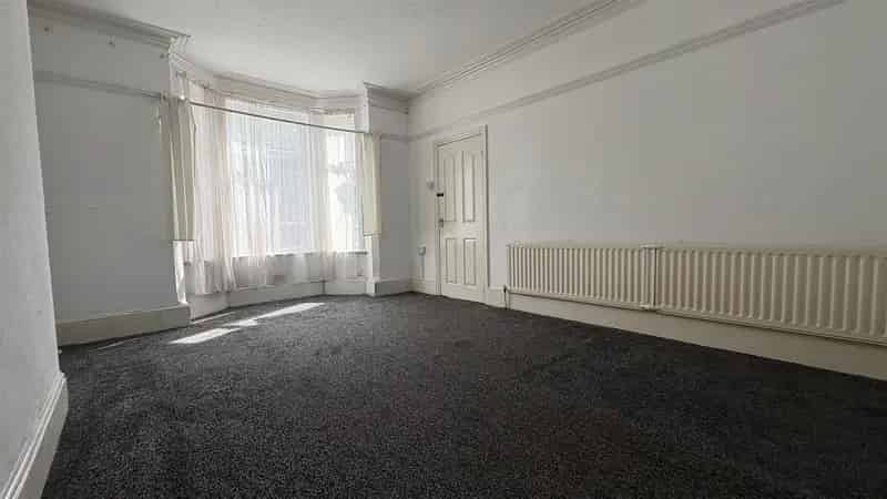 3 Bedroom End of Terrace House to Rent Coventry