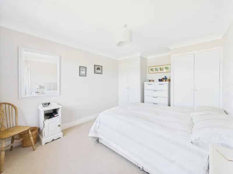 3 Bed Semi-Detached House for Sale