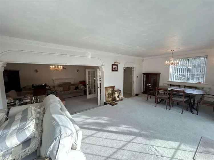 Spacious Detached Bungalow Winterbourne Lewes 3 Bedrooms Family Home
