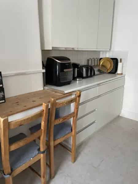 3 Bed Flat Near Elephant & Castle