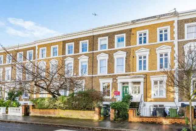 5 Bedroom Victorian House for Sale in Oval London