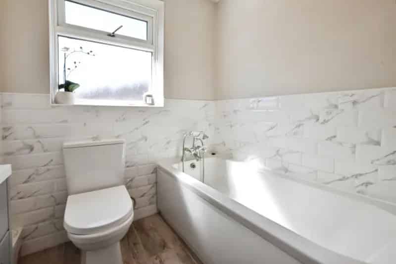 2 Bedroom House For Sale Ideal First Time Buyer Family Home