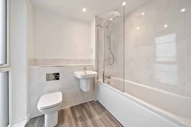 Maidenhead 1-Bed Apartment: Energy Efficient Open-Plan Living