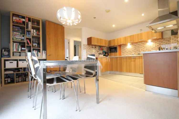 2 Bedroom Penthouse Apartment Manchester Green Quarter
