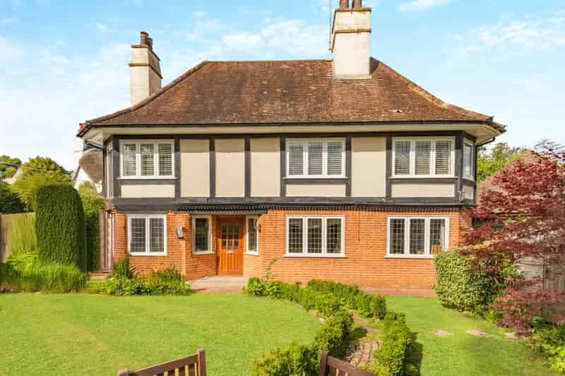 4 Bedroom Detached House for Sale in Selborne