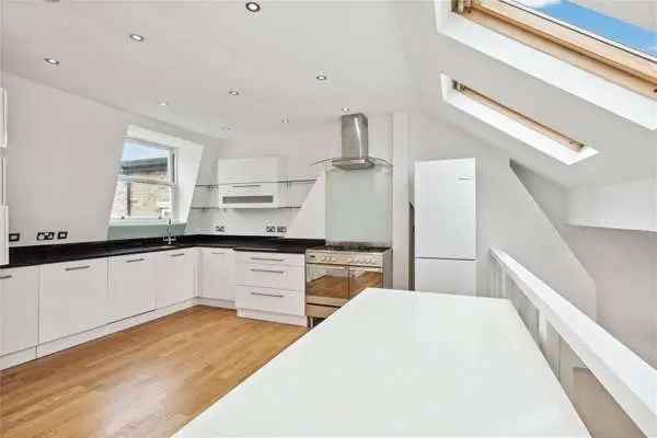 Gayville Road, London, SW11 6JW | Property for sale | Savills