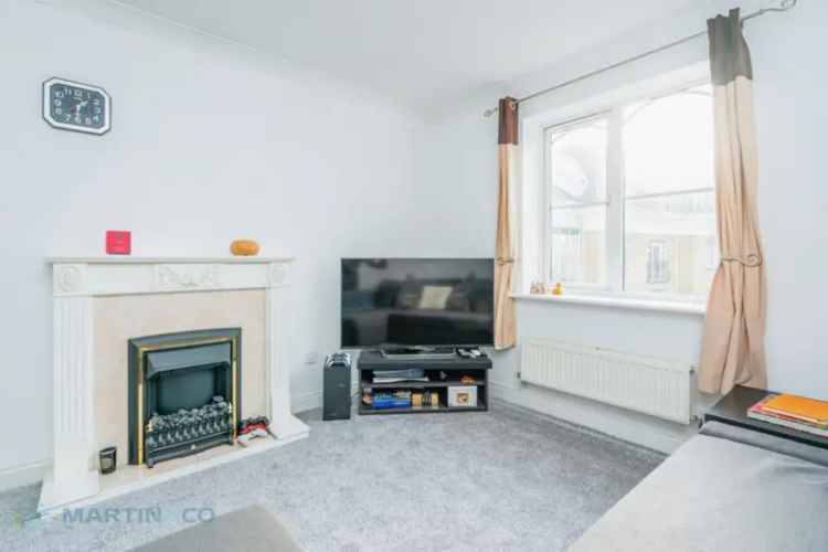 2 Bedroom Flat for Sale in Woking Town Centre