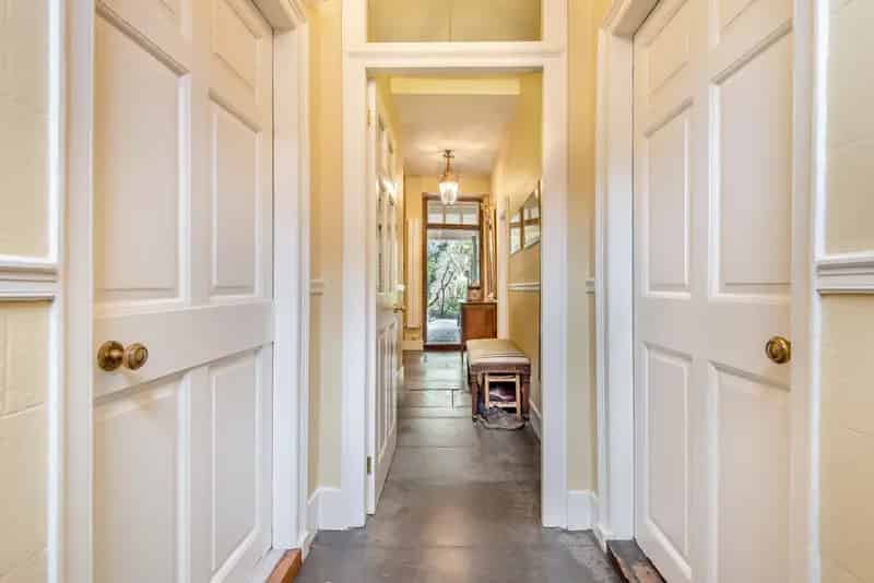 5 Bedroom Georgian Townhouse Worcester City Centre