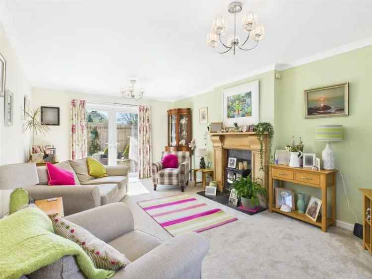 3 Bedroom Link Detached House for Sale