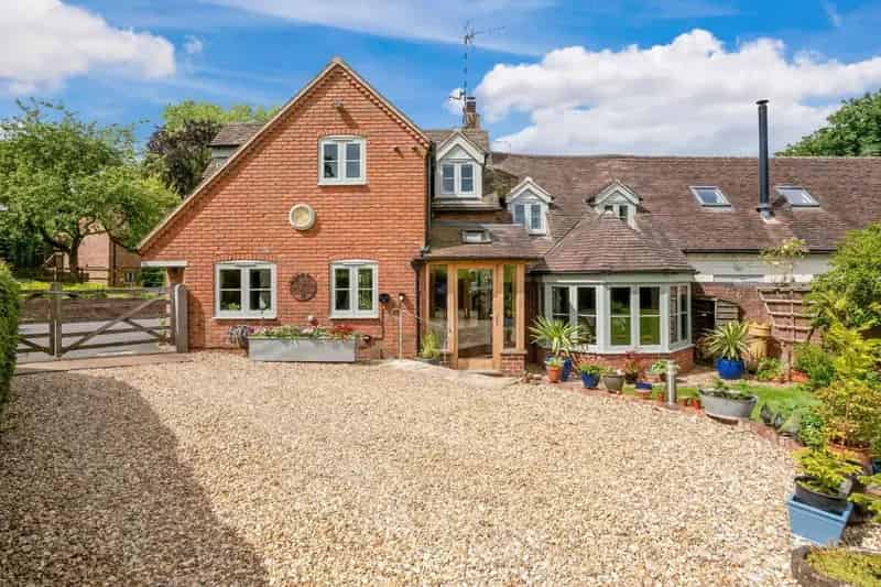 3 Bed House for Sale in Snitterfield