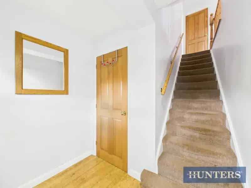 5 bedroom House
 For Sale