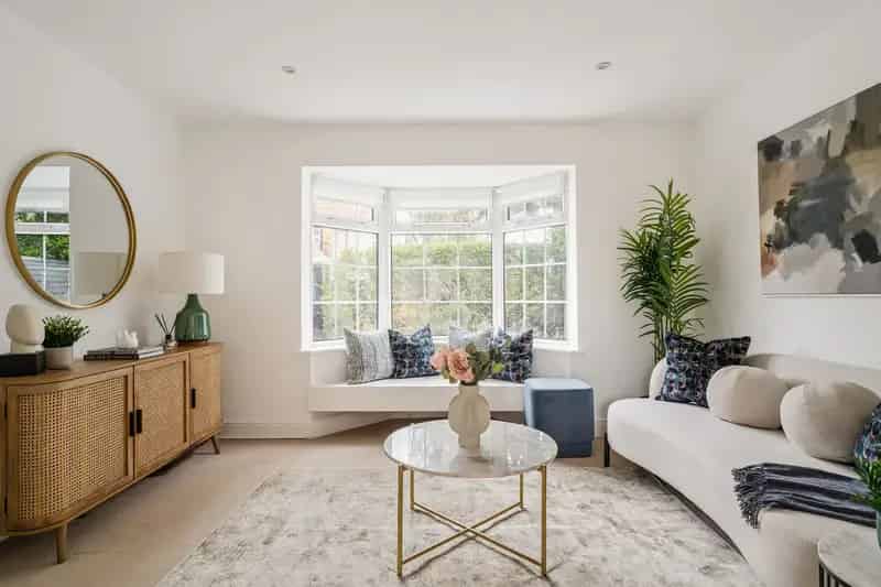 Semi-Detached House for sale with 4 bedrooms, Kilmington Road, London
