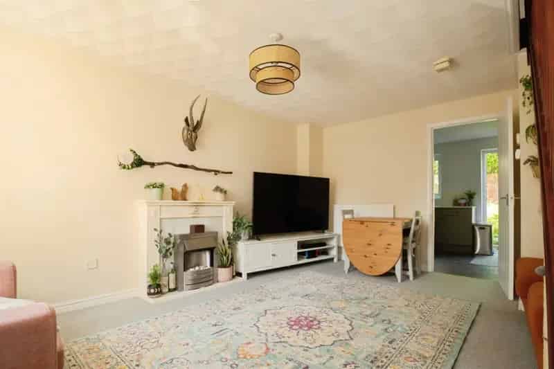 2 Bedroom Terrace House for Sale