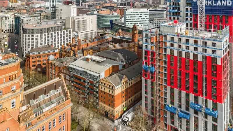 2 Bedroom Flat for Sale Manchester City Centre Near Piccadilly