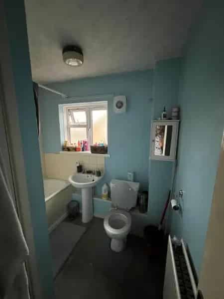City Centre Apartment near Shops and Bus Routes