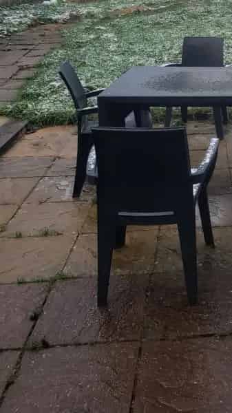 Family Home near Brighton  with Garden and Amenities