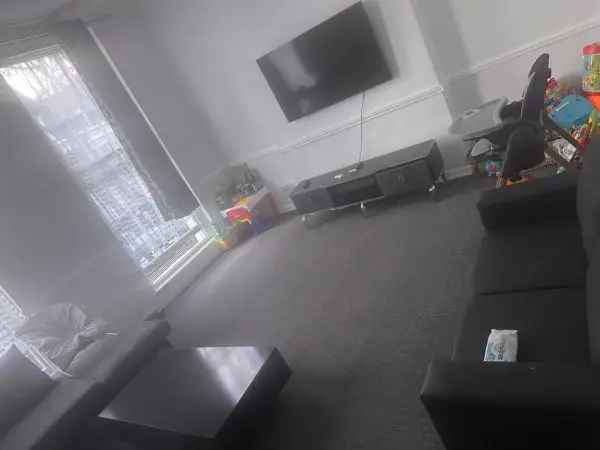 Flat For Rent in London, England